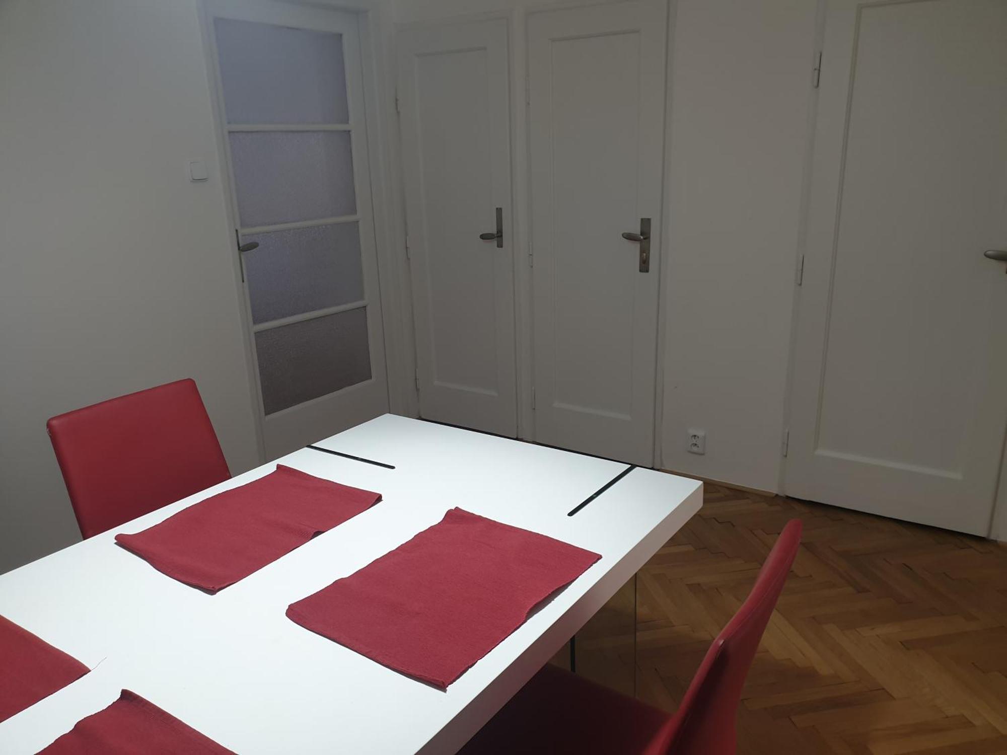 Newly Refurbished Central Prag Exterior foto